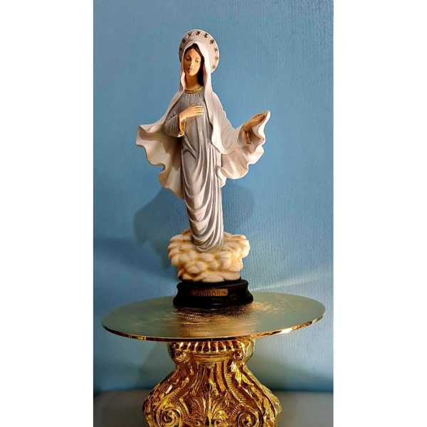 Lady of Medjugorje in reconstituted marble painted 20 cm.